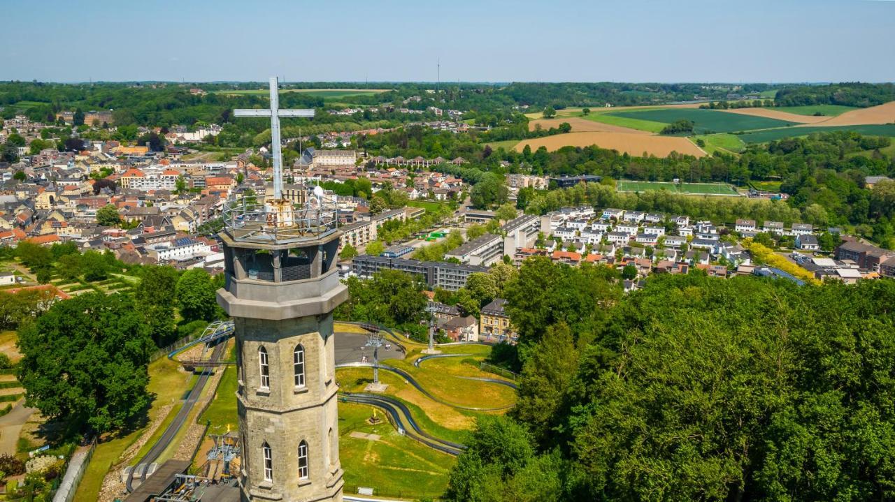 ホテル Europarcs Poort Van Maastricht ベルグ・エン・テルブレイト エクステリア 写真